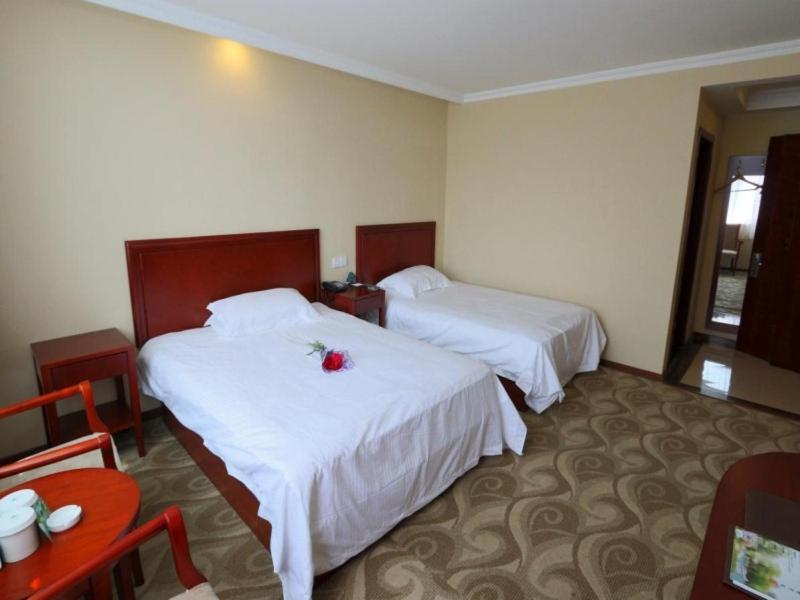 Greentree Inn Shanghai Pudong Airport Huaxia East Road Railway Station Shell Hotel מראה חיצוני תמונה