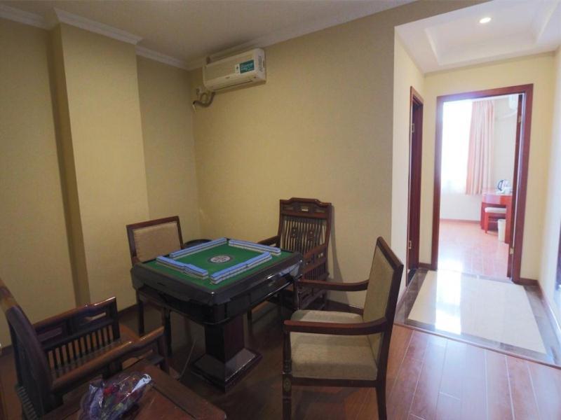 Greentree Inn Shanghai Pudong Airport Huaxia East Road Railway Station Shell Hotel מראה חיצוני תמונה