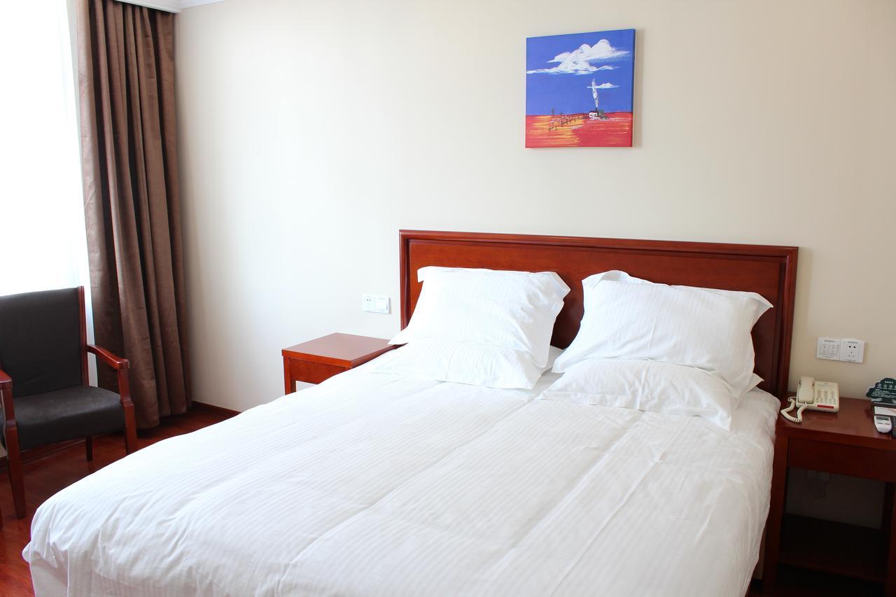 Greentree Inn Shanghai Pudong Airport Huaxia East Road Railway Station Shell Hotel מראה חיצוני תמונה