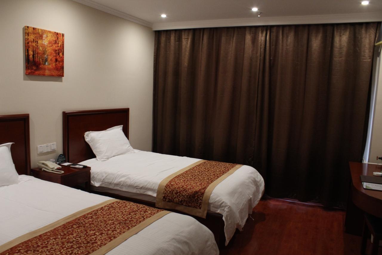 Greentree Inn Shanghai Pudong Airport Huaxia East Road Railway Station Shell Hotel מראה חיצוני תמונה