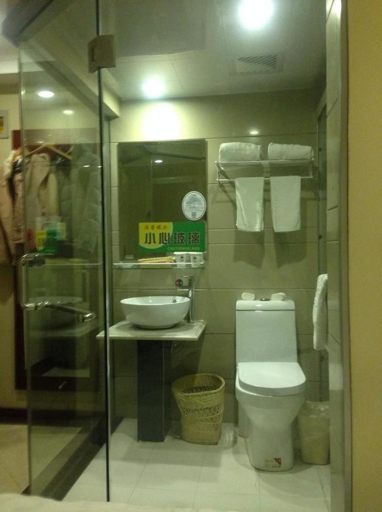Greentree Inn Shanghai Pudong Airport Huaxia East Road Railway Station Shell Hotel מראה חיצוני תמונה